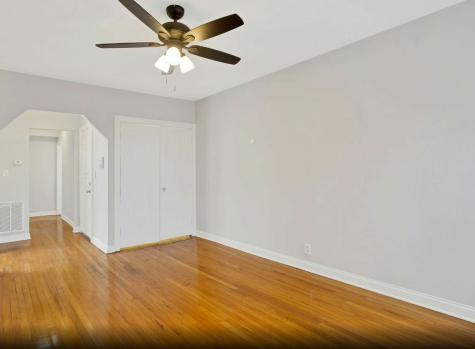 7150-52 South Cornell Avenue Chicago IL 60649