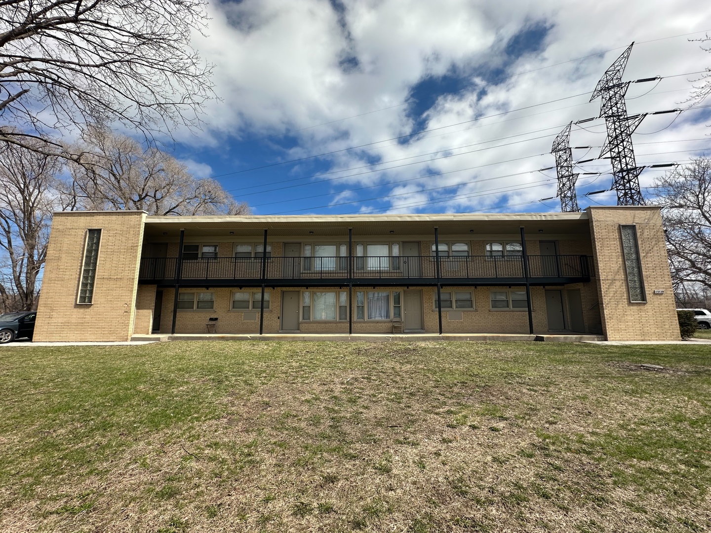 13729 South Brainard Avenue Chicago IL 60633