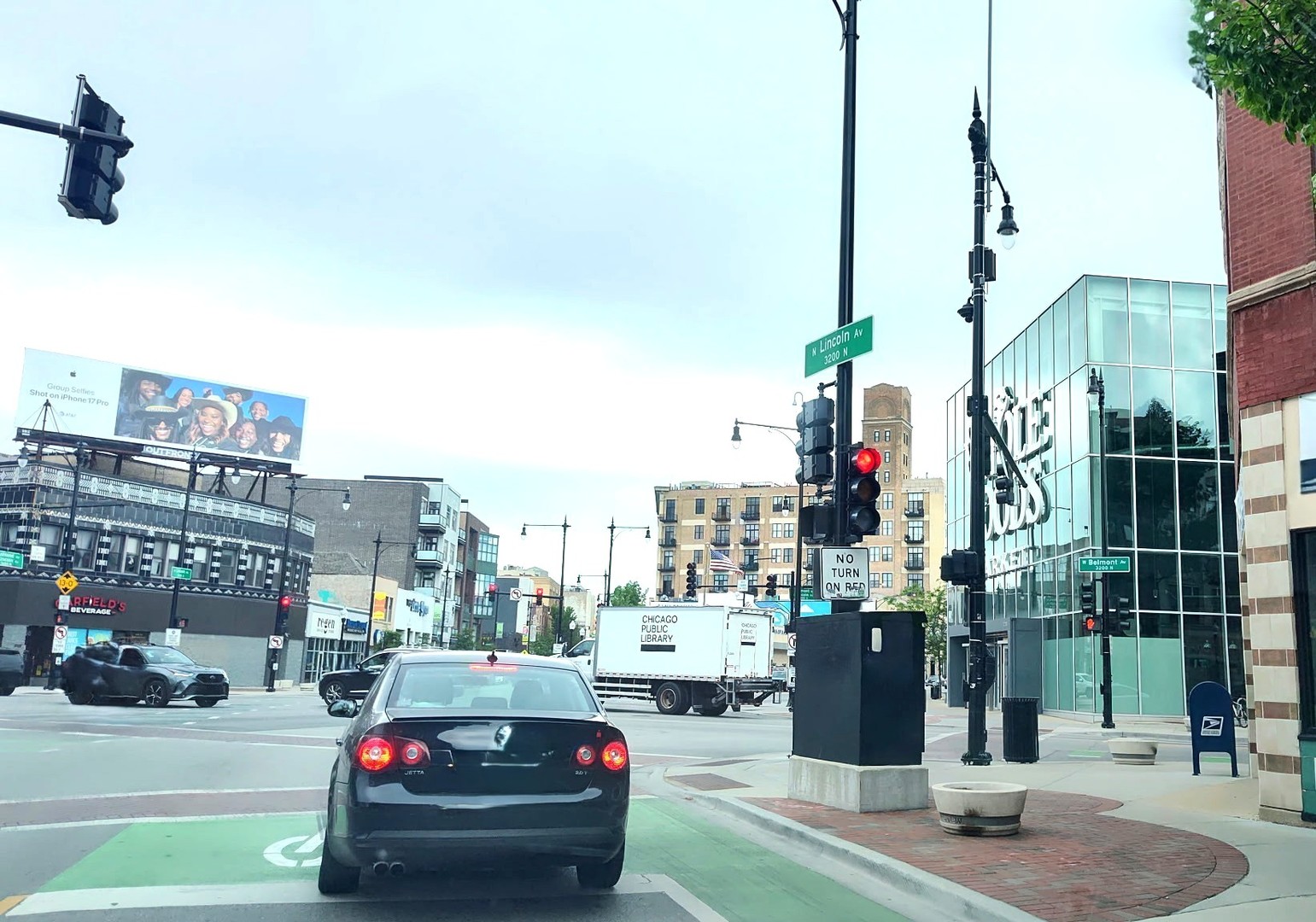 3748 North Ashland Avenue Chicago IL 60613