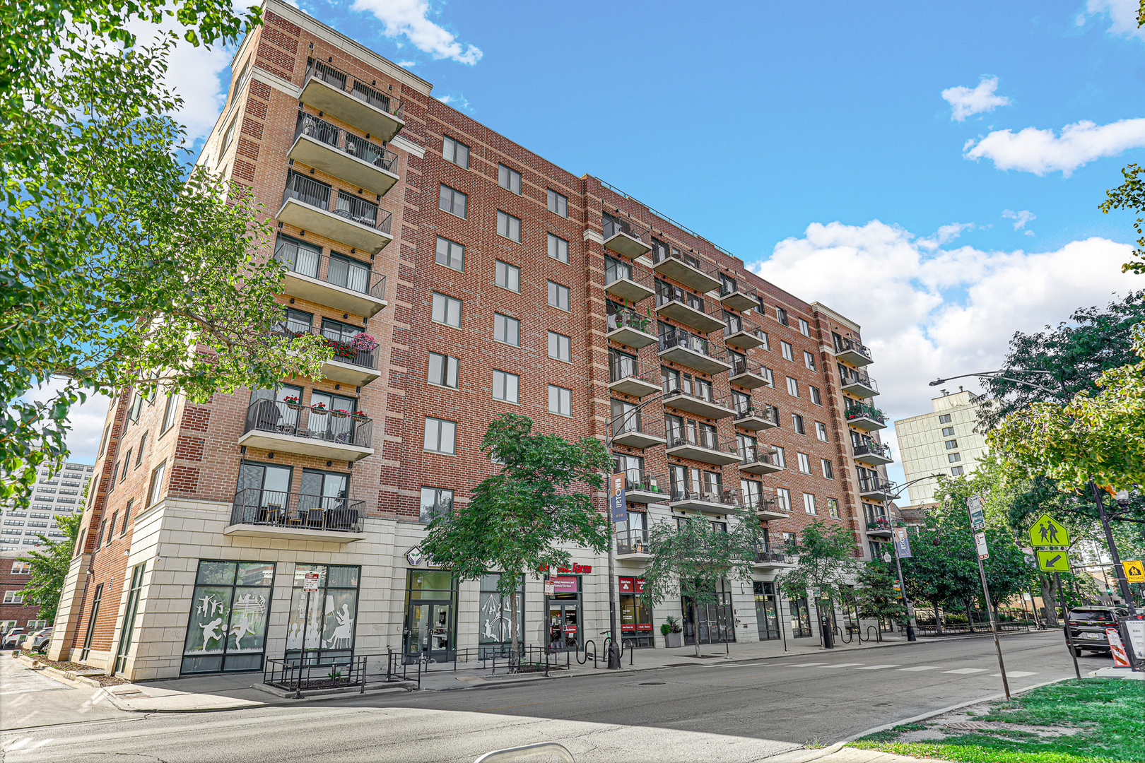 4848 North Sheridan Road Chicago IL 60640