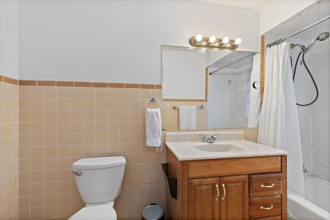 1111 North Harlem Avenue Oak Park IL 60302