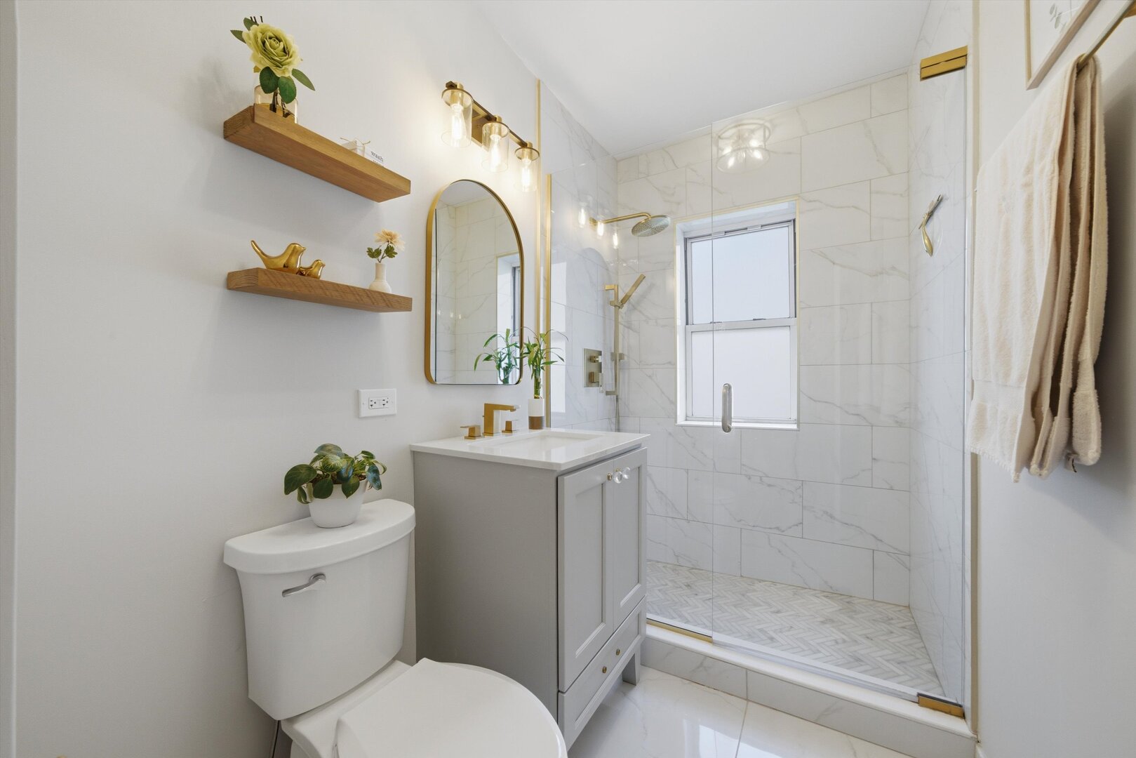 2903 West Cullom Avenue Chicago IL 60618