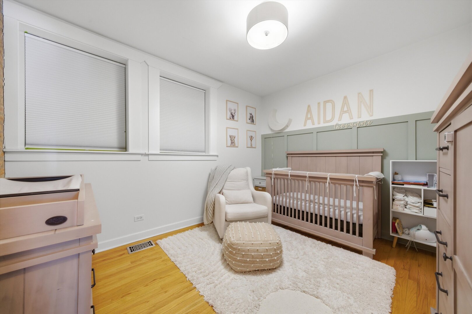 2903 West Cullom Avenue Chicago IL 60618
