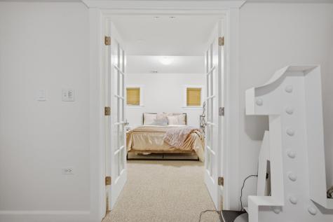 2903 West Cullom Avenue Chicago IL 60618
