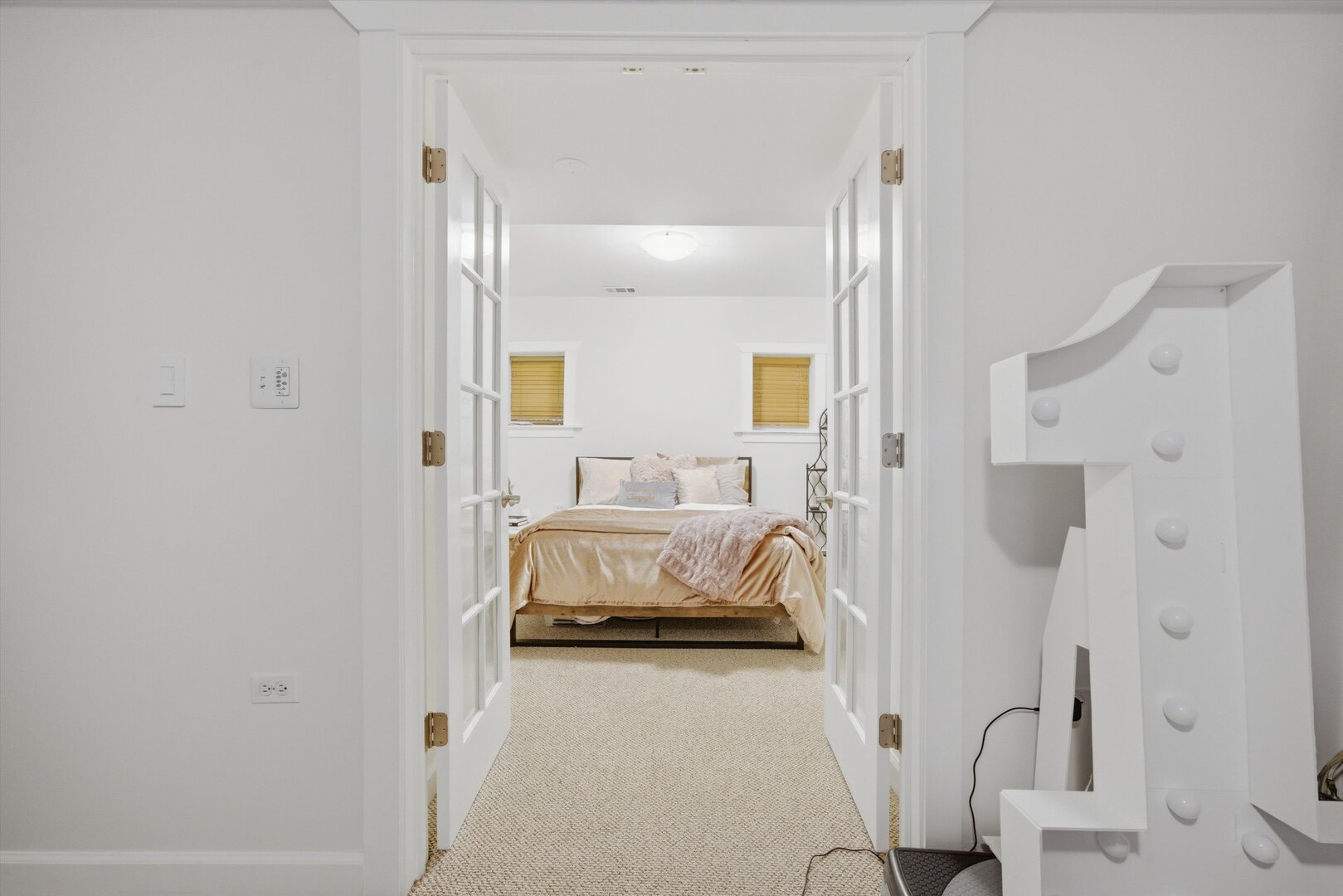 2903 West Cullom Avenue Chicago IL 60618