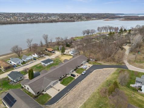 118 5TH Street Fulton IL 61252
