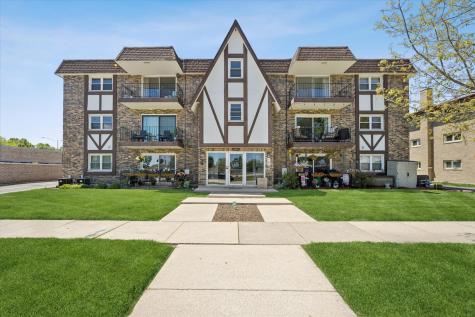 11036 South Kilpatrick Avenue Oak Lawn IL 60453