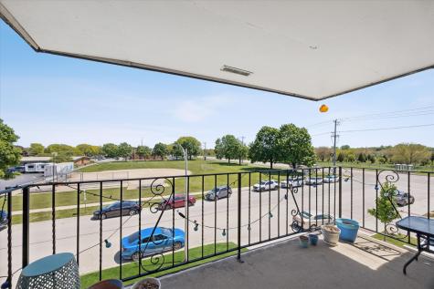 11036 South Kilpatrick Avenue Oak Lawn IL 60453
