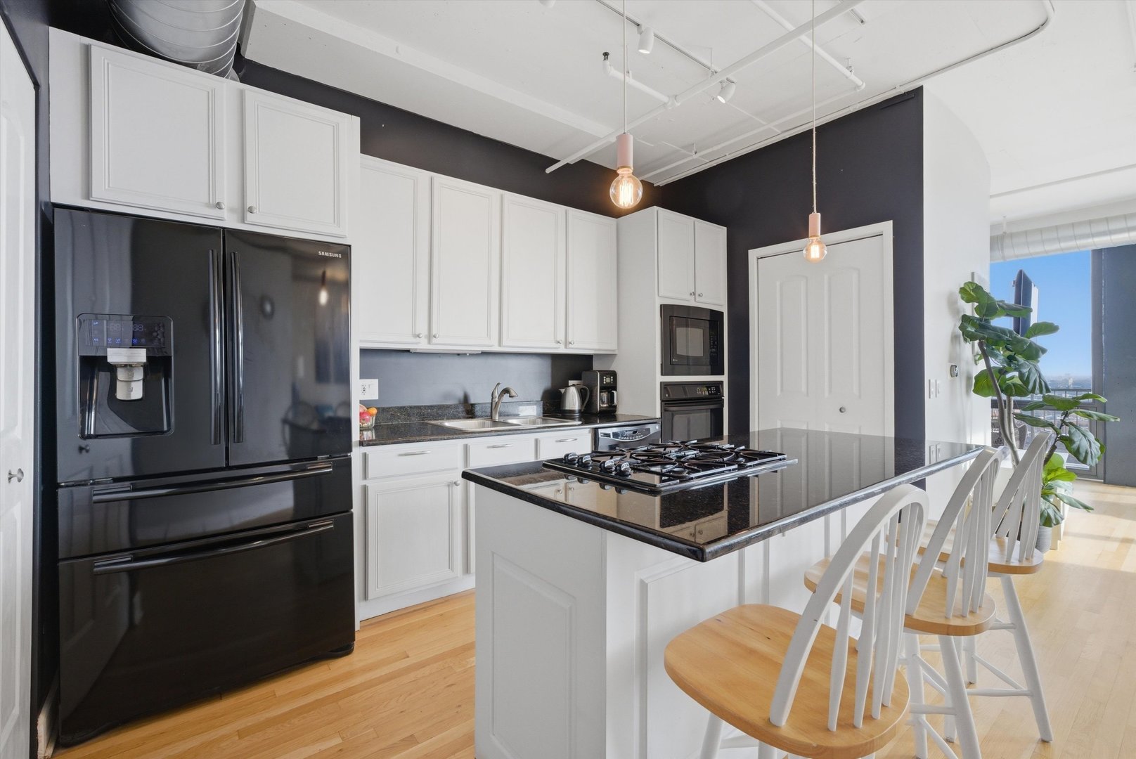 1530 South State Street Chicago IL 60605