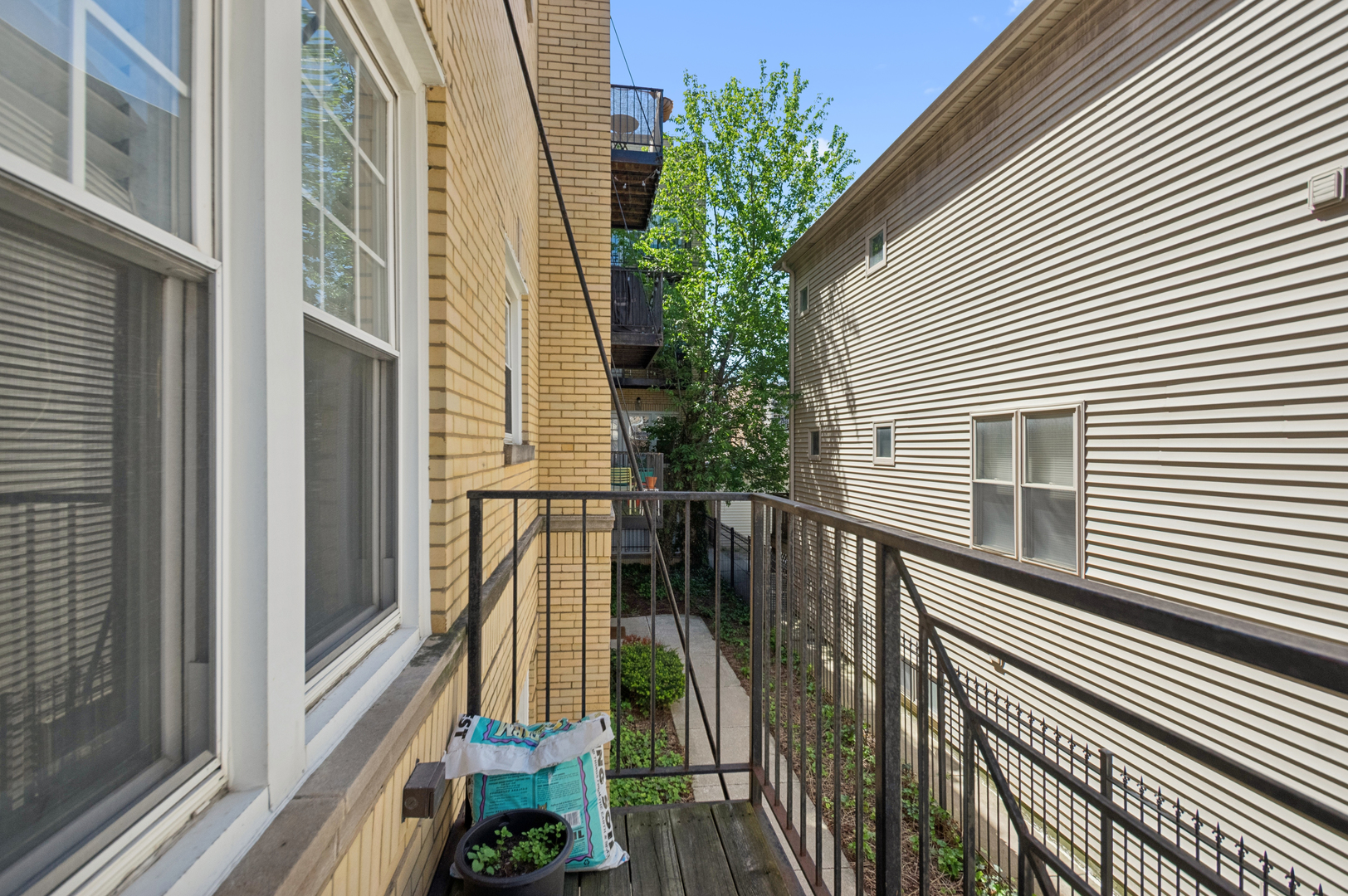 3573 West Lyndale Street Chicago IL 60647