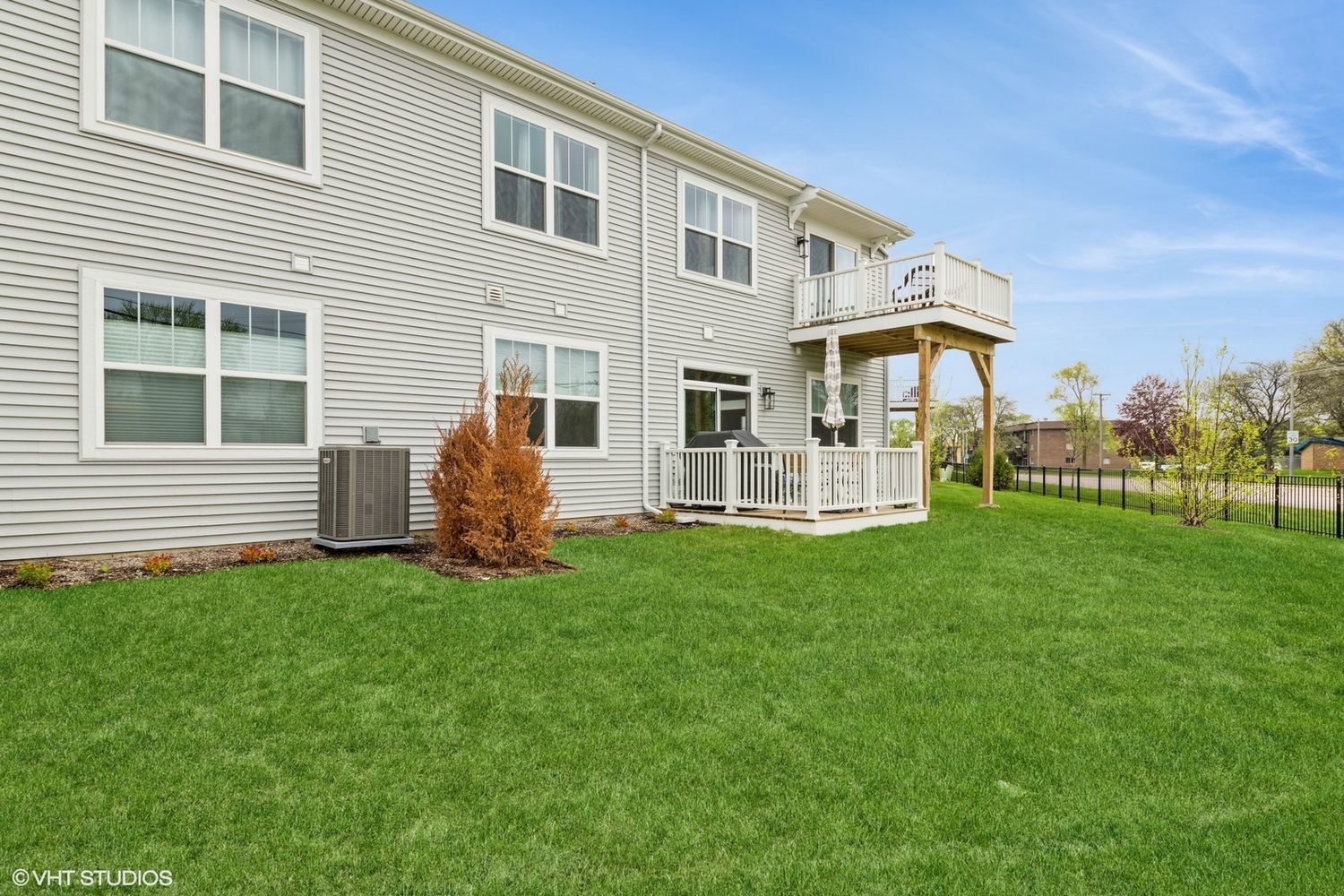 277 Masters Drive Addison IL 60101