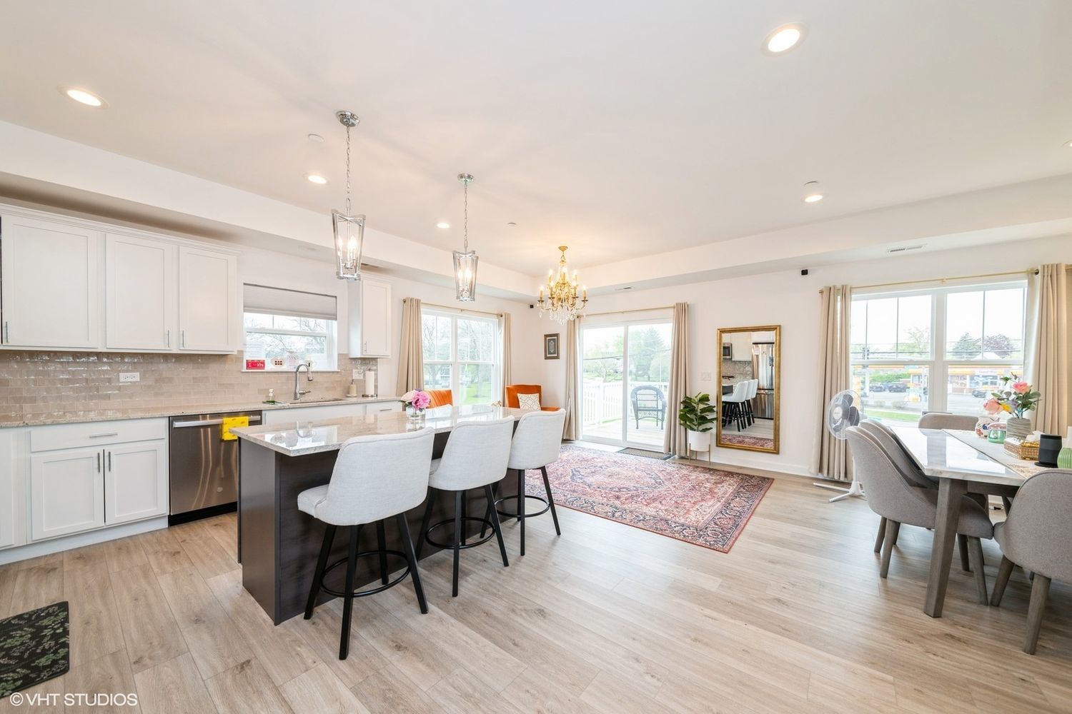 277 Masters Drive Addison IL 60101
