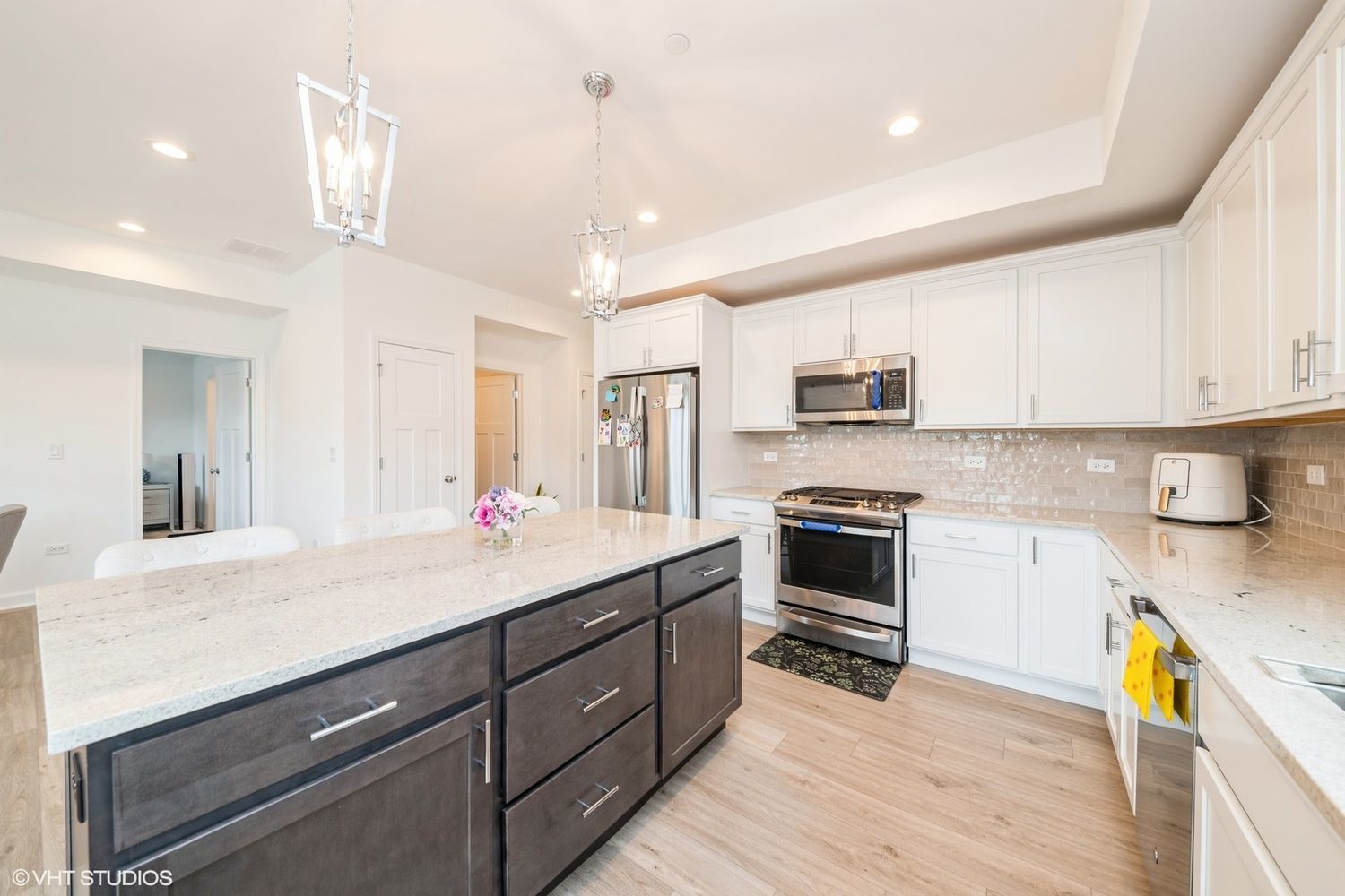 277 Masters Drive Addison IL 60101