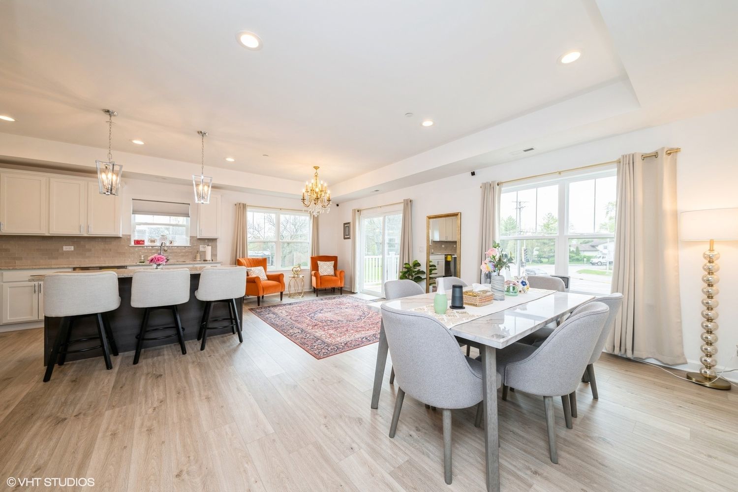 277 Masters Drive Addison IL 60101