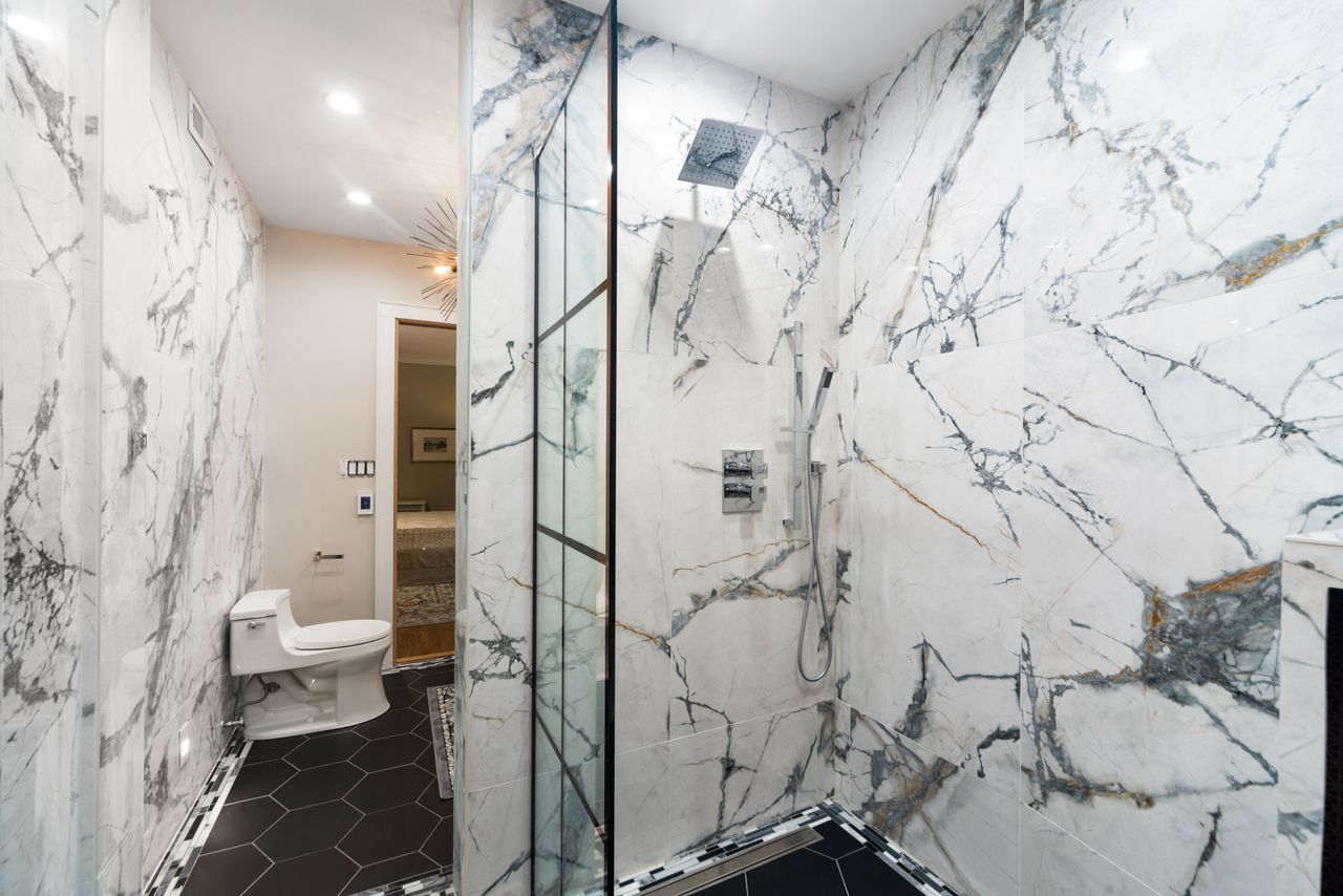 1226 East Madison Park Chicago IL 60615