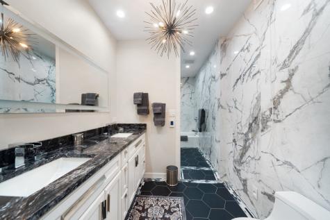 1226 East Madison Park Chicago IL 60615
