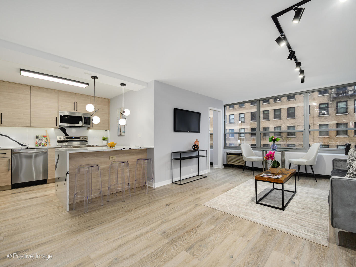 3550 North Lake Shore Drive Chicago IL 60657