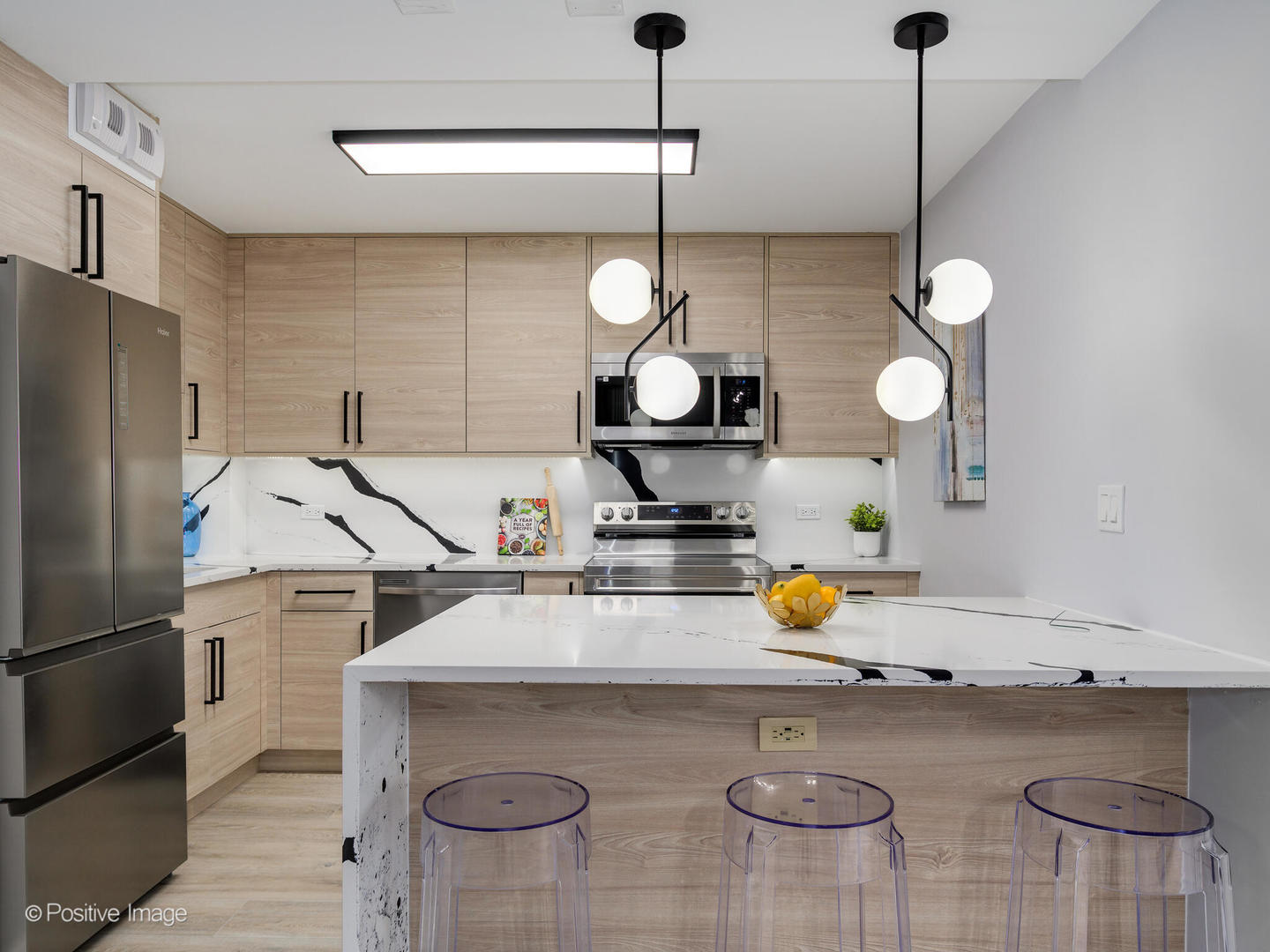 3550 North Lake Shore Drive Chicago IL 60657