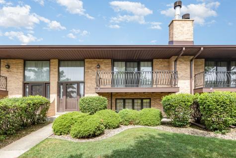 16122 Pine Drive Tinley Park IL 60477