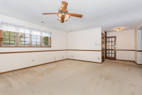 16122 Pine Drive Tinley Park IL 60477