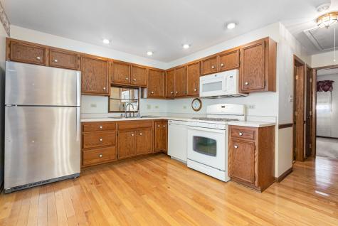 16122 Pine Drive Tinley Park IL 60477