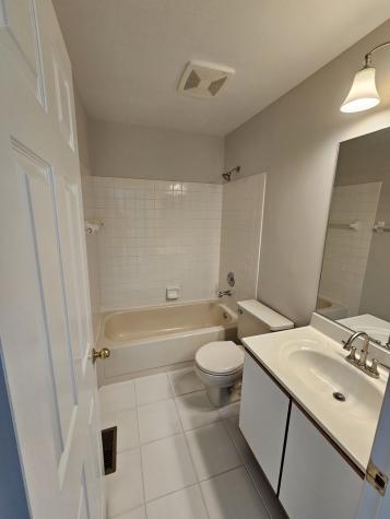 304 Hill Street Wauconda IL 60084