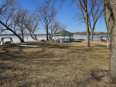 304 Hill Street Wauconda IL 60084