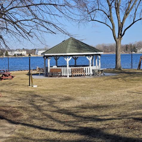 304 Hill Street Wauconda IL 60084
