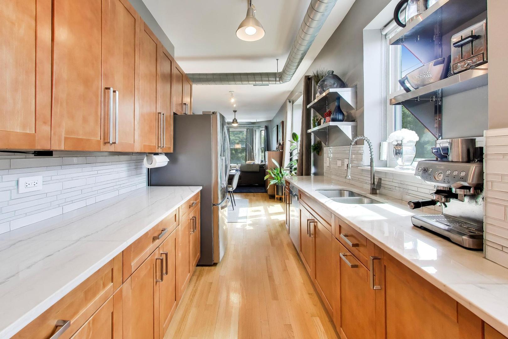 1050 West Foster Avenue Chicago IL 60640