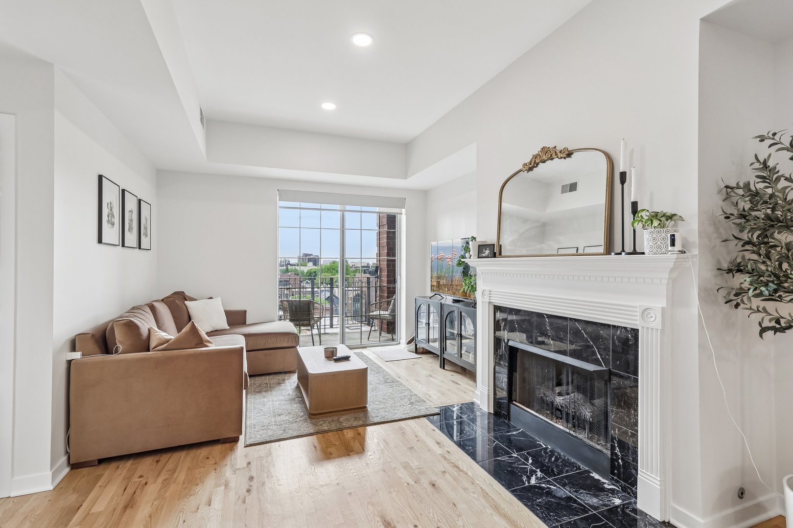 1515 North Wells Street Chicago IL 60610
