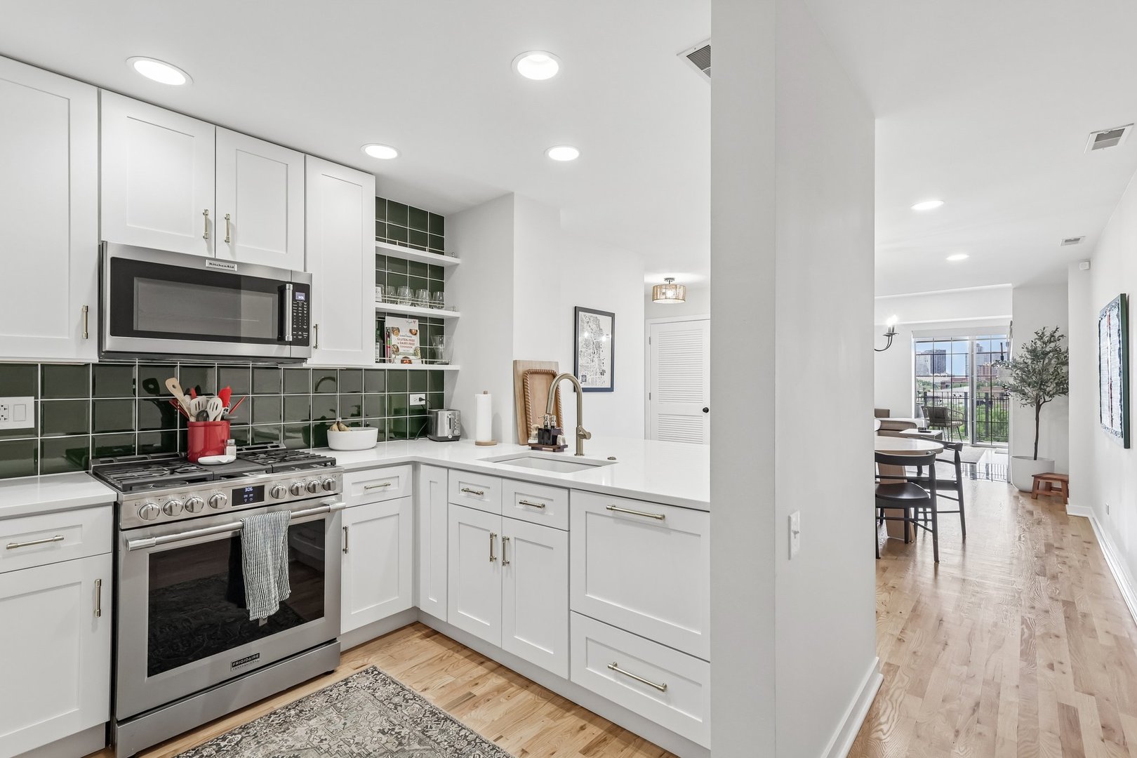 1515 North Wells Street Chicago IL 60610
