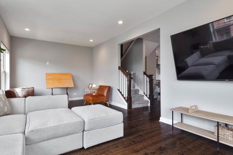 624 Parkside Court Libertyville IL 60048