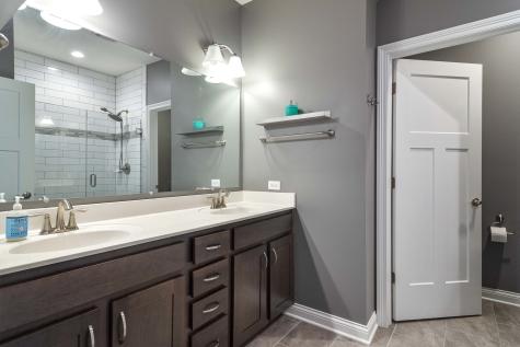 624 Parkside Court Libertyville IL 60048