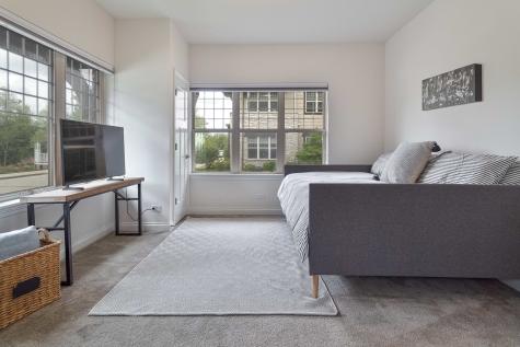 624 Parkside Court Libertyville IL 60048