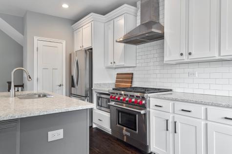 624 Parkside Court Libertyville IL 60048