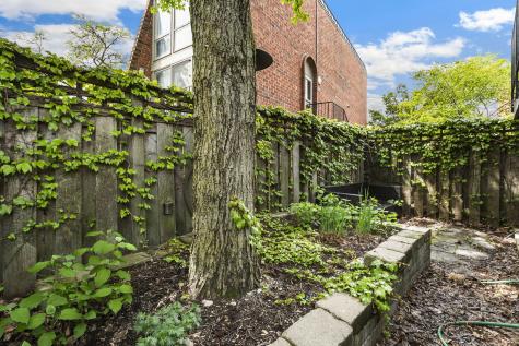 601 West Dickens Avenue Chicago IL 60614