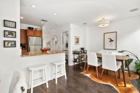 601 West Dickens Avenue Chicago IL 60614