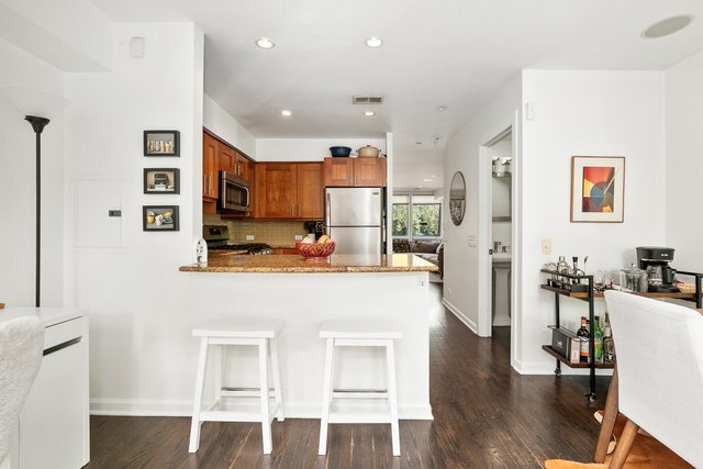 601 West Dickens Avenue Chicago IL 60614
