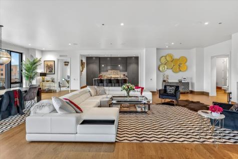 21 North May Street Chicago IL 60607