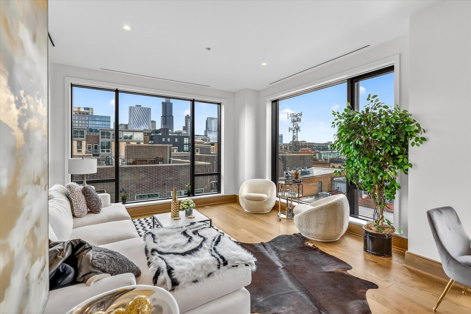 21 North May Street Chicago IL 60607
