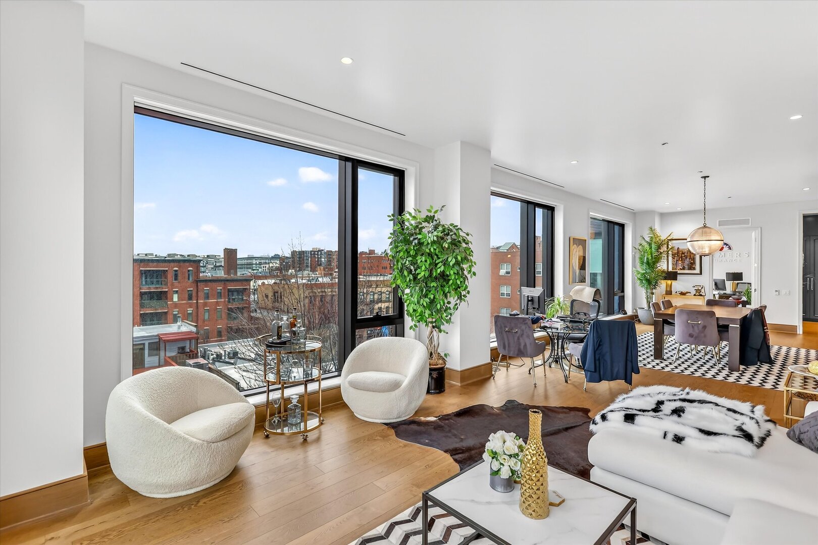 21 North May Street Chicago IL 60607