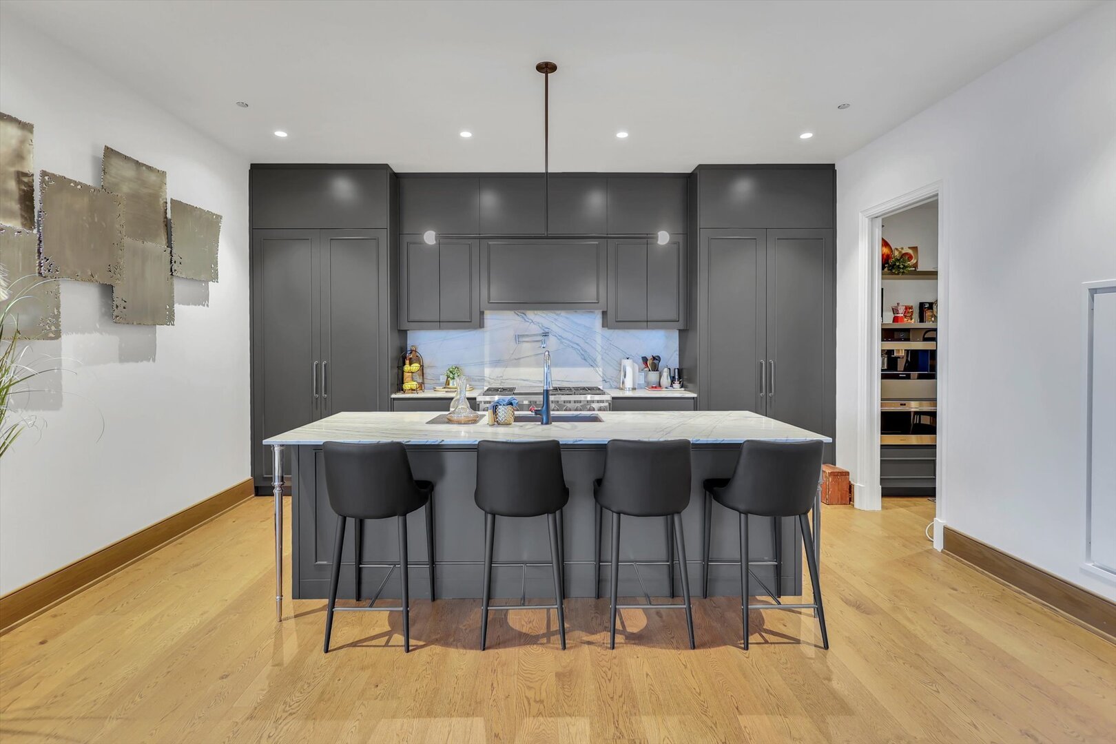 21 North May Street Chicago IL 60607