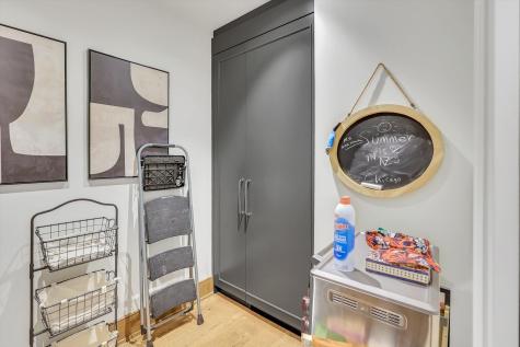 21 North May Street Chicago IL 60607