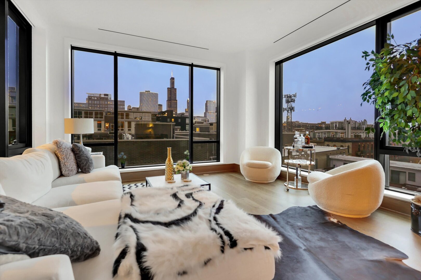 21 North May Street Chicago IL 60607