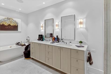 21 North May Street Chicago IL 60607