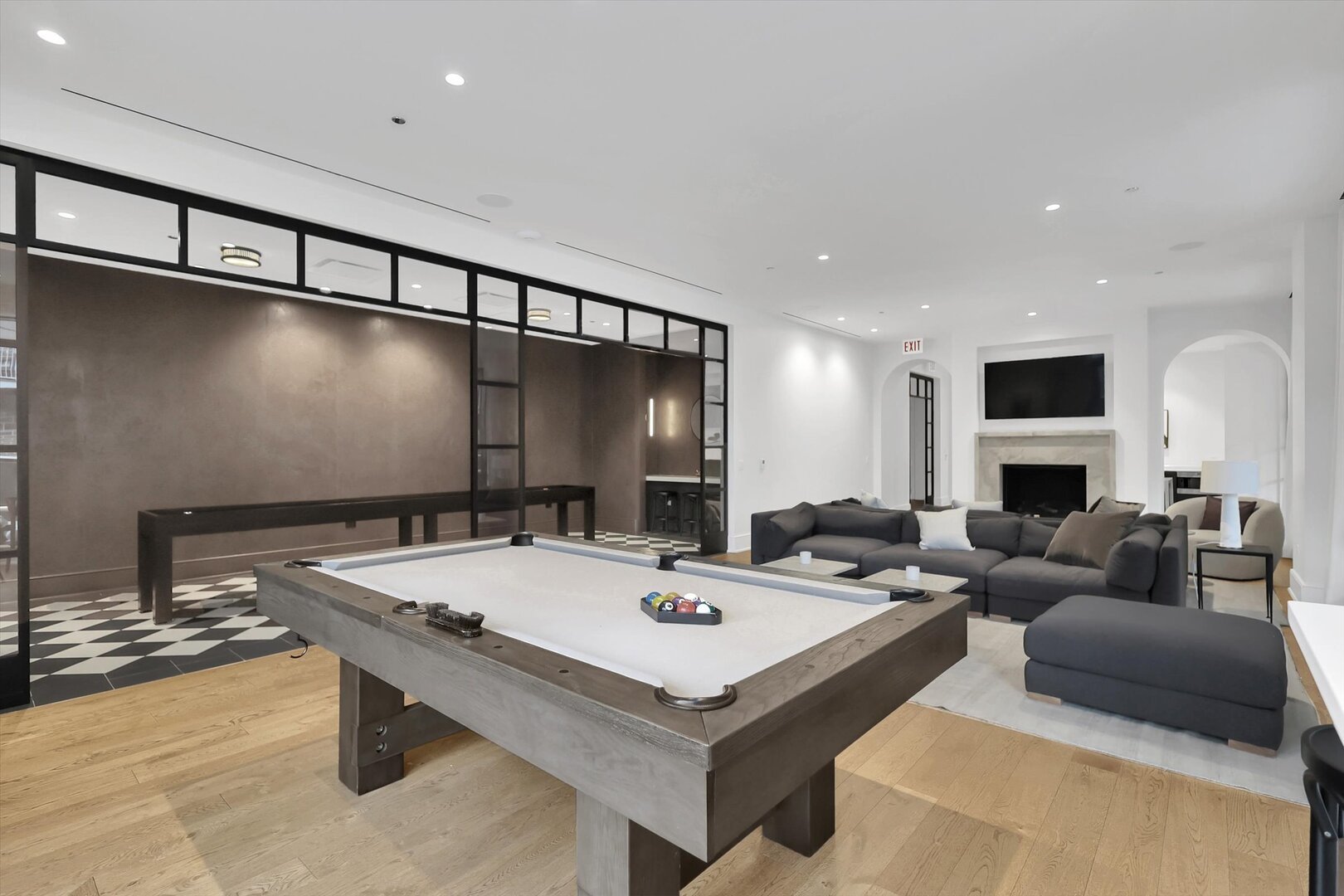 21 North May Street Chicago IL 60607