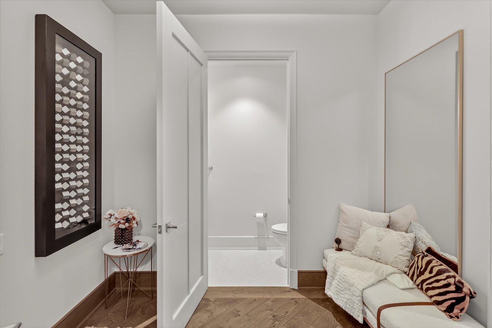 21 North May Street Chicago IL 60607