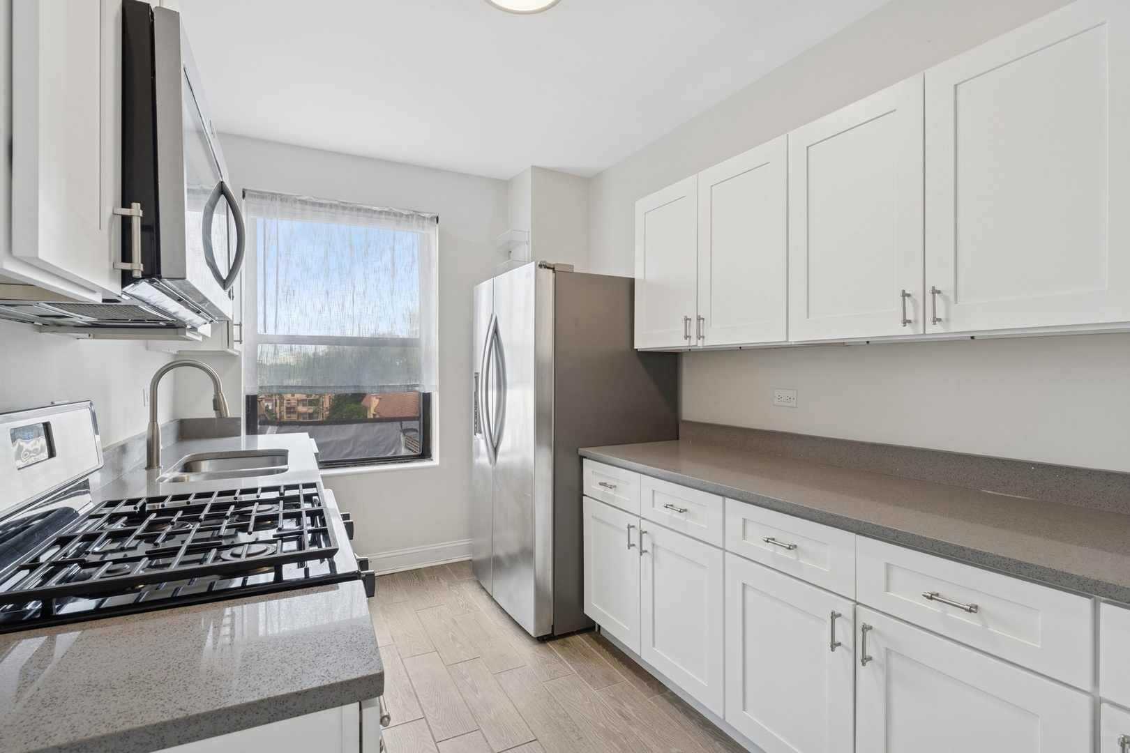 1755 East 55th Street Chicago IL 60615