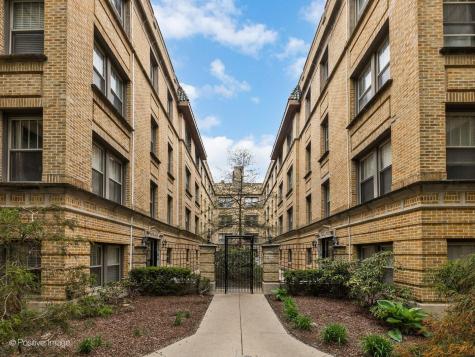 1364 West Greenleaf Avenue Chicago IL 60626