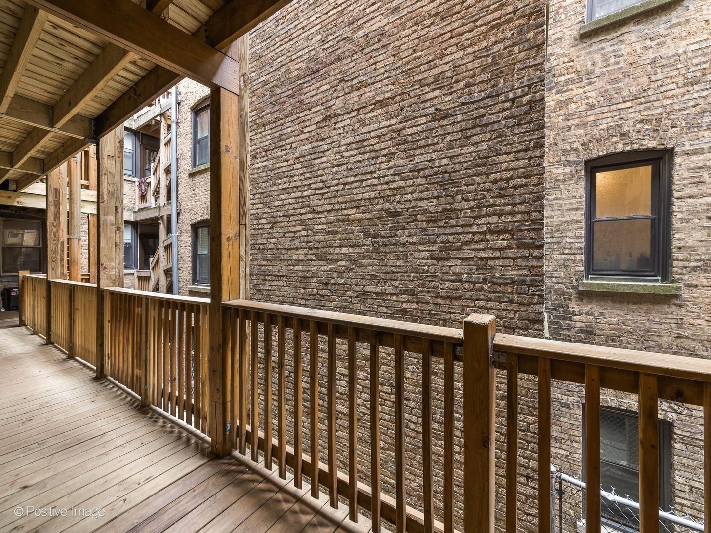 1364 West Greenleaf Avenue Chicago IL 60626